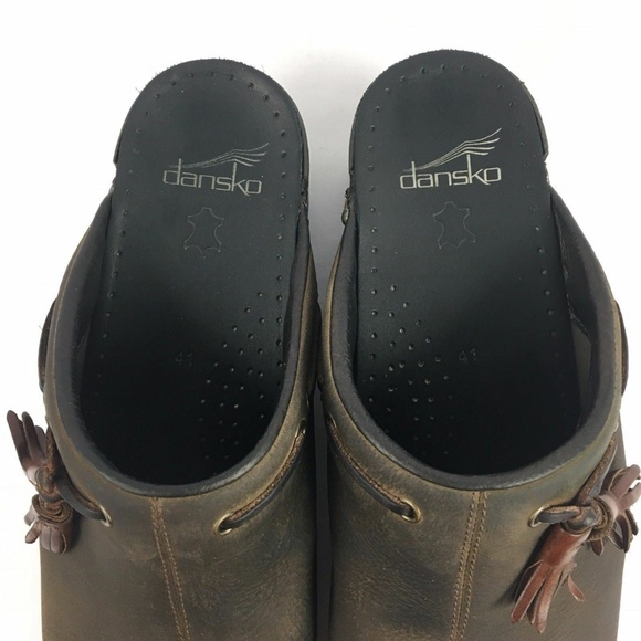 taupe milled nubuck dansko